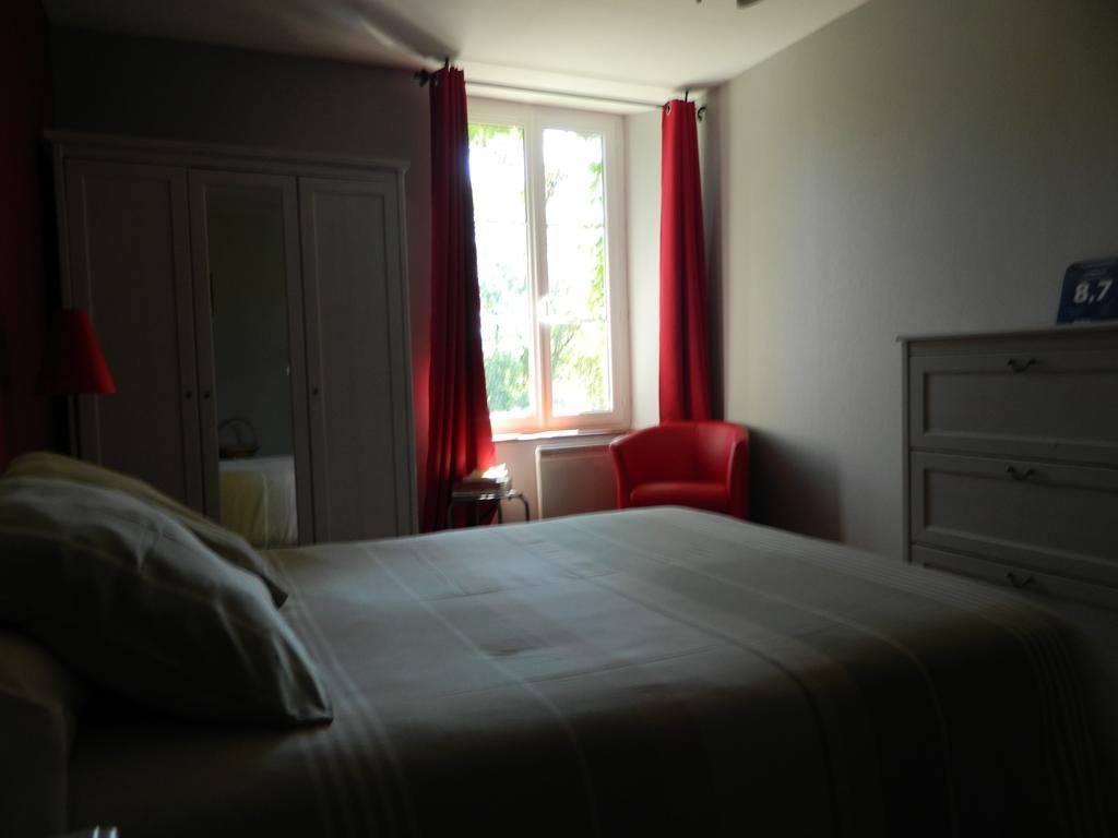 Saint-Pierre-les-Bois Meubles De Tourisme La Reserve מראה חיצוני תמונה